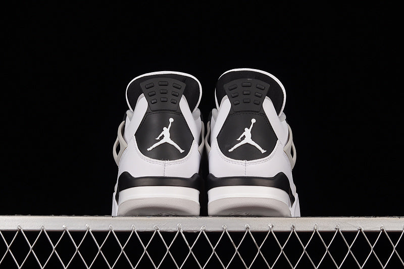 Jordan 4 Sporty
