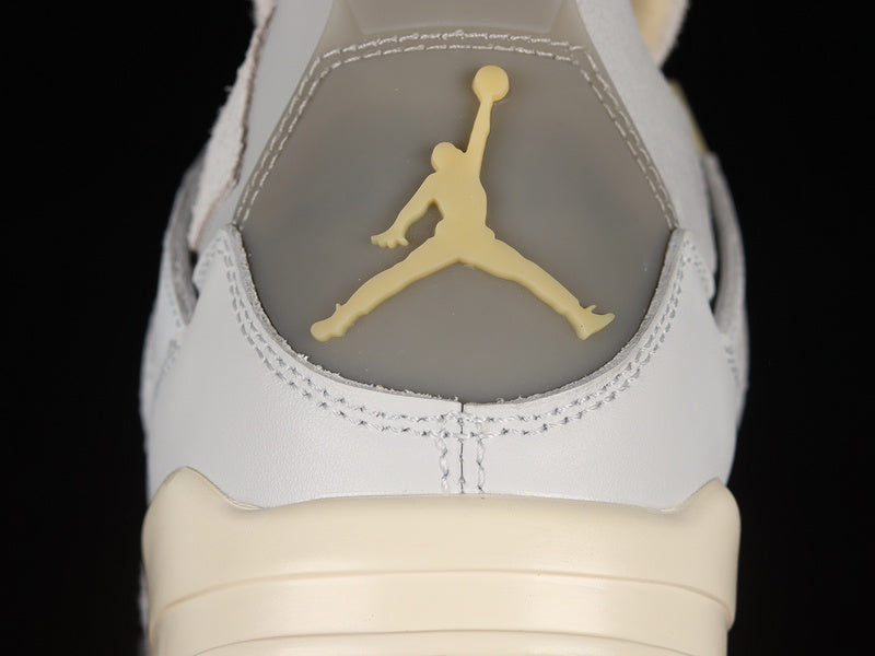 Jordan 4 Essentials