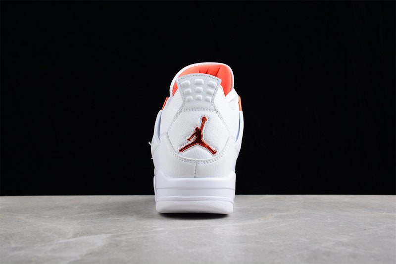 Jordan 4 Essentials