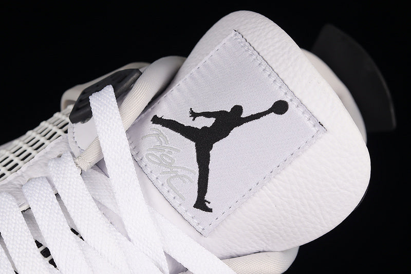 Jordan 4 Sporty