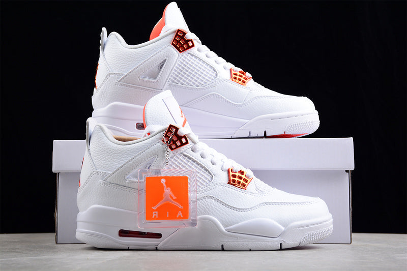 Jordan 4 Essentials