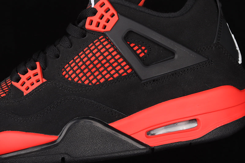 Jordan 4 Essentials