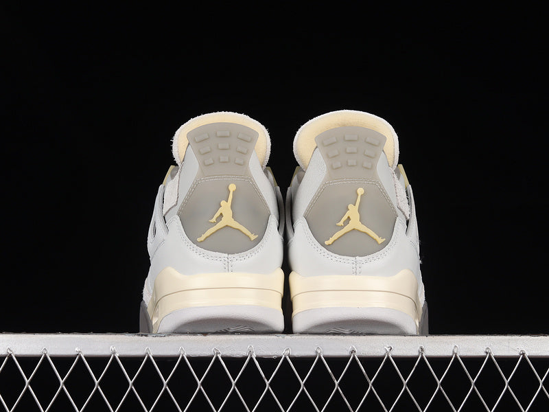Jordan 4 Essentials