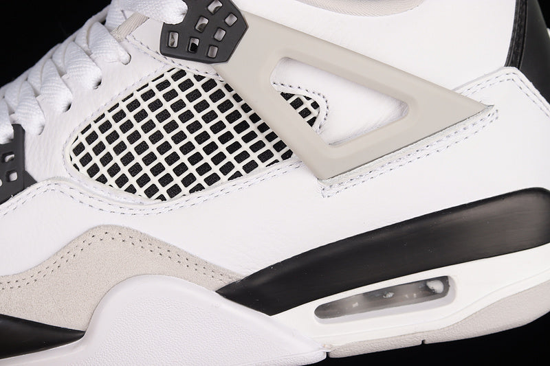 Jordan 4 Sporty