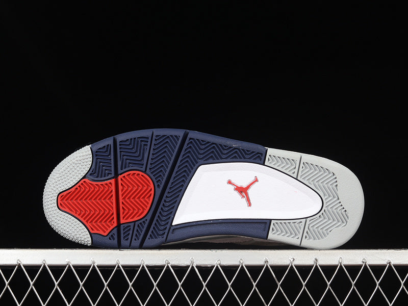 Jordan 4 Sporty