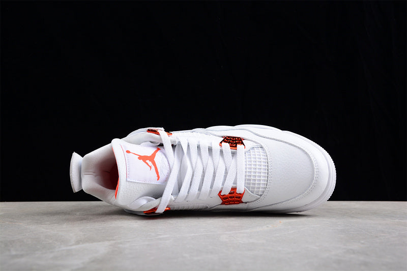 Jordan 4 Essentials